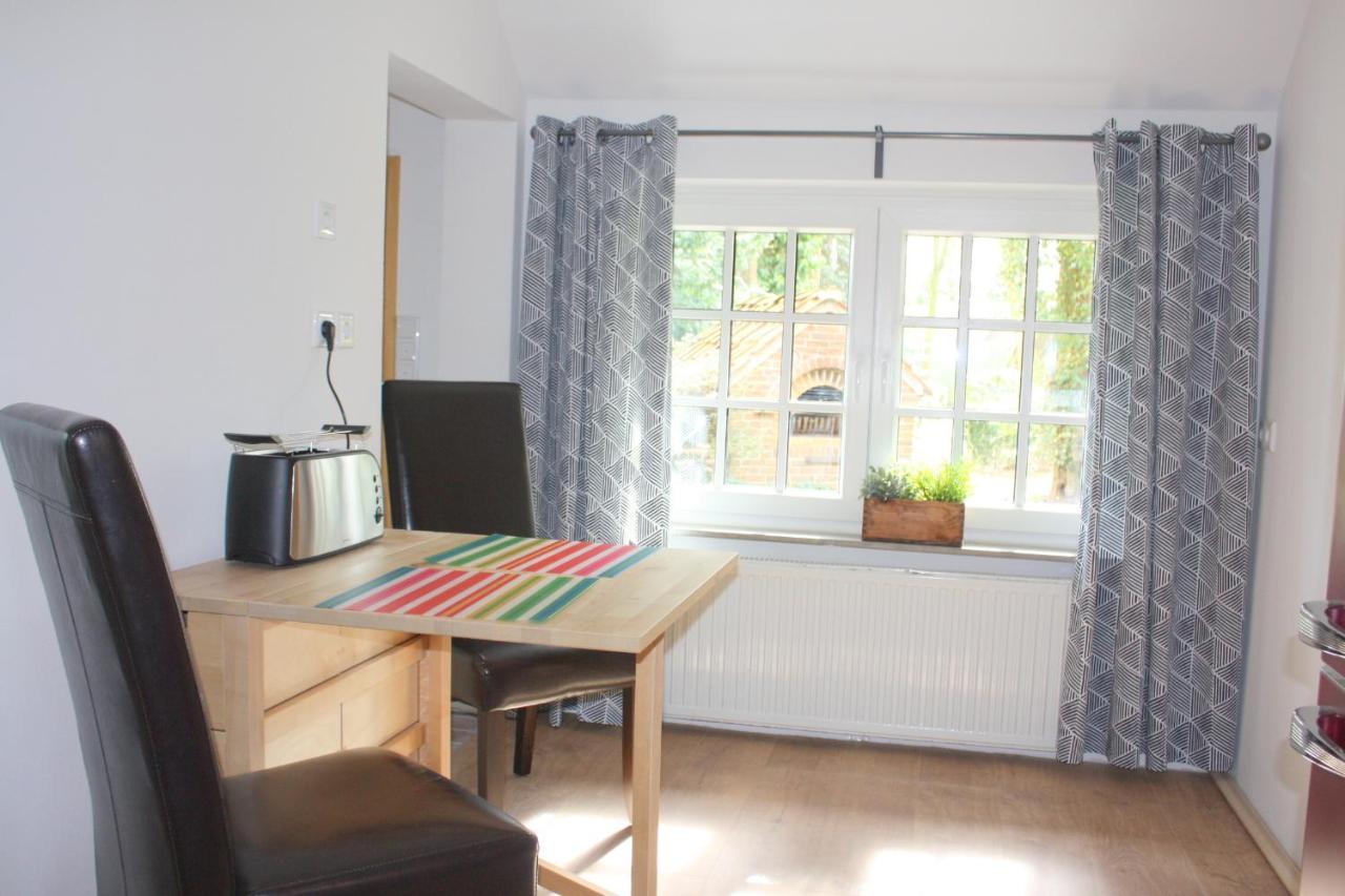 Ferienwohnung Gartenblick Westerstede Exterior foto